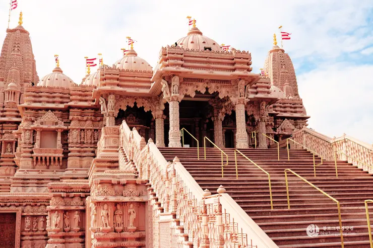 힌두교 사원(BAPS Shri Swaminarayan Mandir) 미국에도 이런 곳이? 동양 문화의 꽃