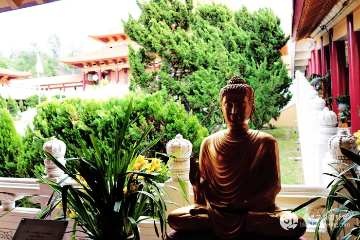 극락왕생의 꿈, 미국의 불교 사원(Hsi Lai Templ)에 가다.