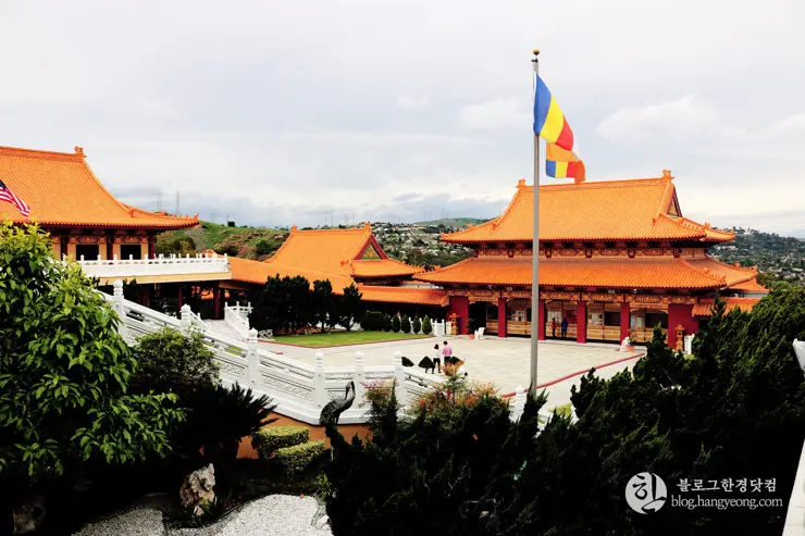 극락왕생의 꿈, 미국의 불교 사원(Hsi Lai Templ)에 가다.