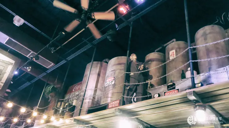 포틸러스 핫도그 (Portillo’s Hot Dogs), 캘리포니아 부에나 팍 핫도그 전문점