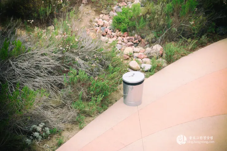 뉴포트 만 자연생태보호구역, Upper Newport Bay Nature Preserve Interpretive Center