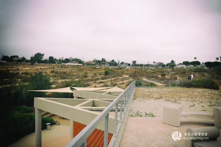 뉴포트 만 자연생태보호구역, Upper Newport Bay Nature Preserve Interpretive Center