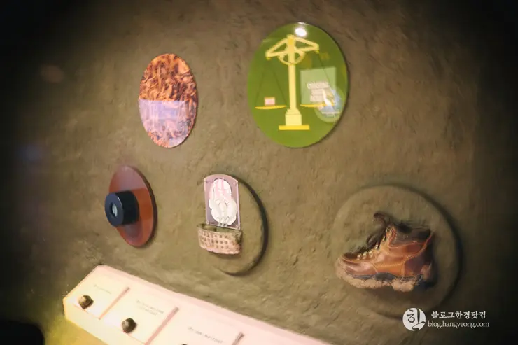 뉴포트 만 자연생태보호구역, Upper Newport Bay Nature Preserve Interpretive Center