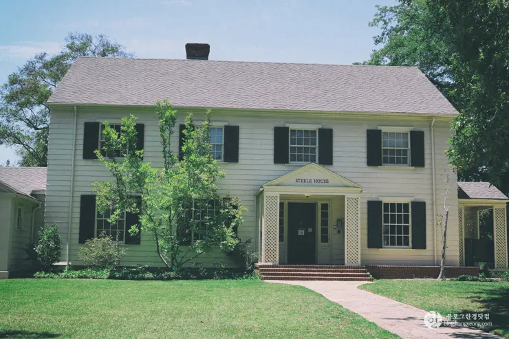 칼텍 (Caltech), 캘리포니아 공과대학 (California Institute of Technology) – 1