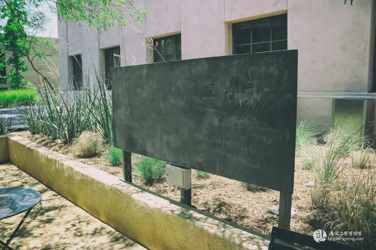 칼텍 (Caltech), 캘리포니아 공과대학 (California Institute of Technology) – 1