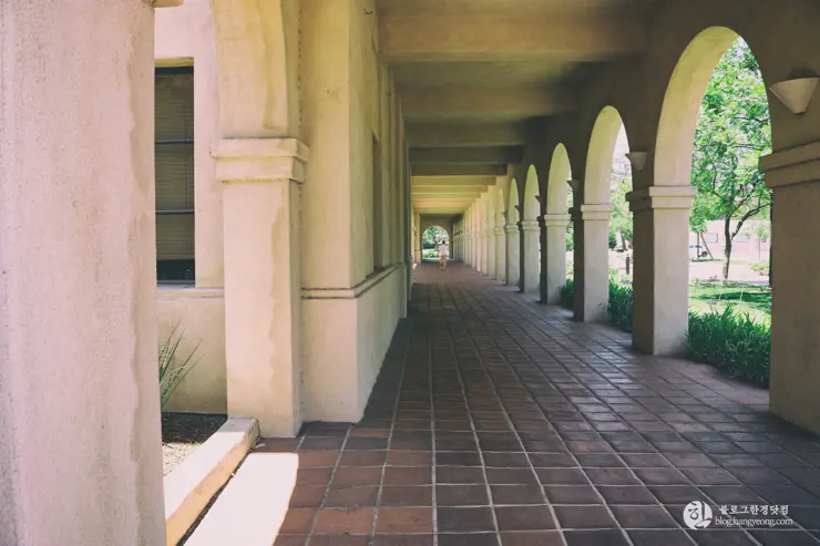 칼텍 (Caltech), 캘리포니아 공과대학 (California Institute of Technology) – 1