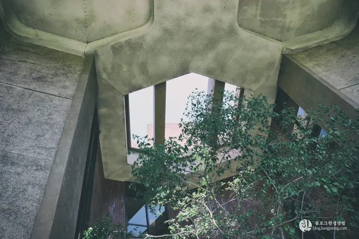 칼텍 (Caltech), 캘리포니아 공과대학 (California Institute of Technology) – 1