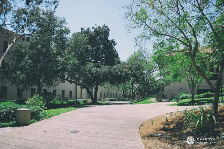 칼텍 (Caltech), 캘리포니아 공과대학 (California Institute of Technology) – 2