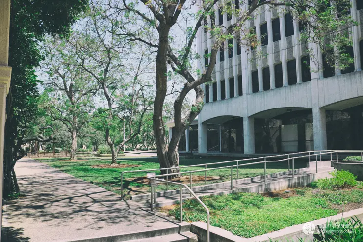 칼텍 (Caltech), 캘리포니아 공과대학 (California Institute of Technology) – 2