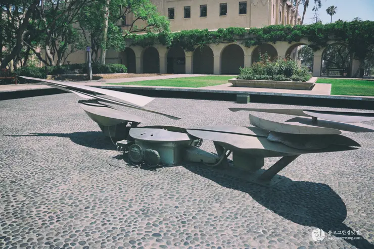 칼텍 (Caltech), 캘리포니아 공과대학 (California Institute of Technology) – 2