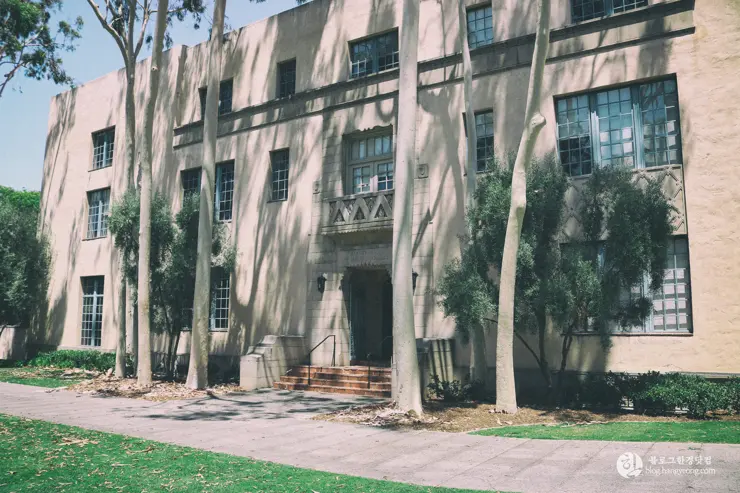 칼텍 (Caltech), 캘리포니아 공과대학 (California Institute of Technology) – 2