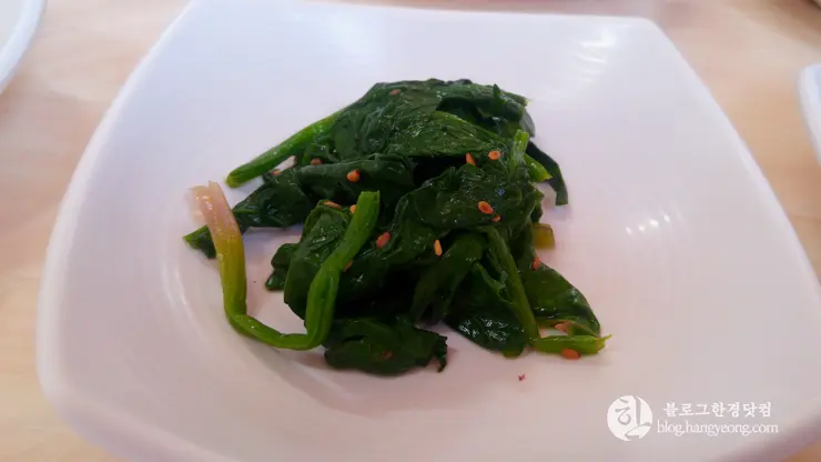 지역 주민이 추천하는 물회 맛집, 포항 죽천 회타운