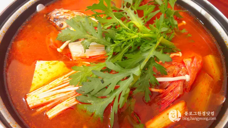 지역 주민이 추천하는 물회 맛집, 포항 죽천 회타운