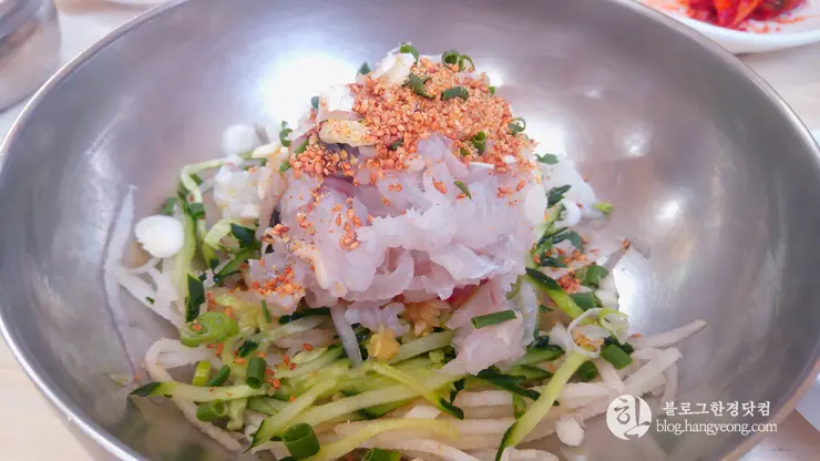 지역 주민이 추천하는 물회 맛집, 포항 죽천 회타운