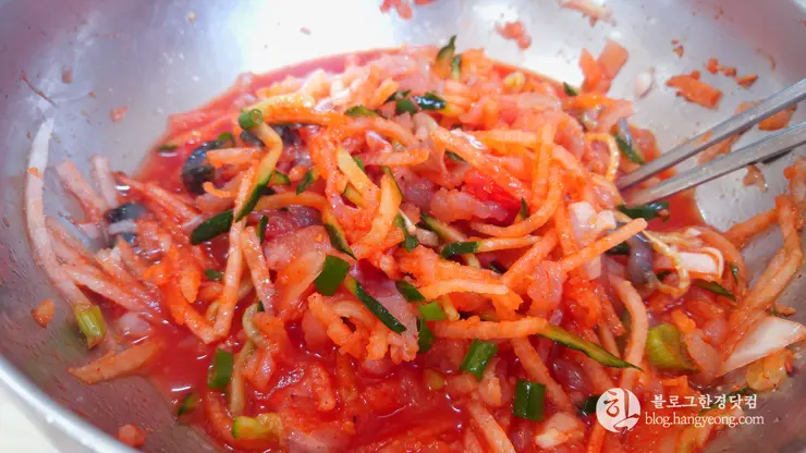 지역 주민이 추천하는 물회 맛집, 포항 죽천 회타운