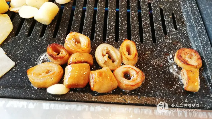 부드럽고 고소한 생막창 전문점, 장터막창 포항 남구 쌍사점