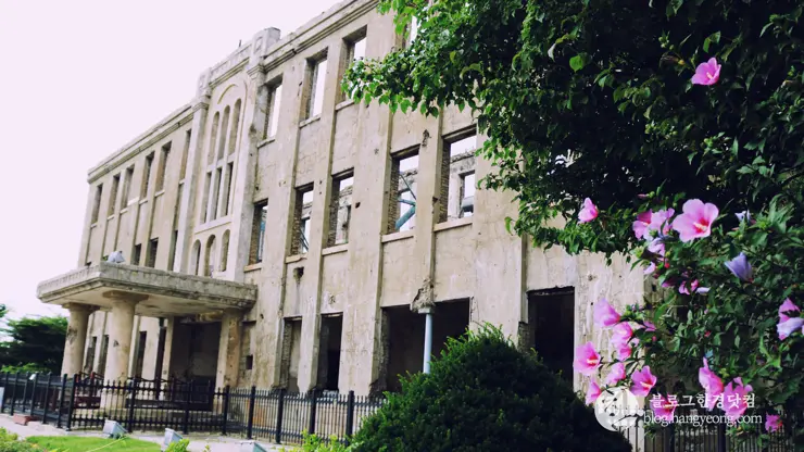 강원도 철원 노동당사, 분단과 전쟁의 아픔을 간직한 곳