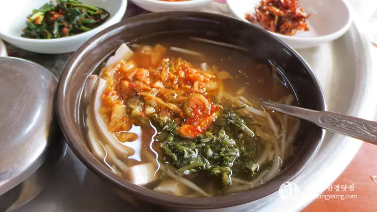 경주 팔우정 해장국 거리, 경주식 묵 해장국