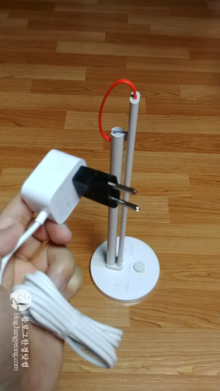 샤오미(Xiaomi) LED 스마트 테이블 스텐드 램프