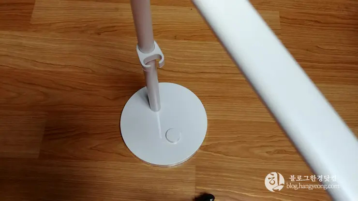 샤오미(Xiaomi) LED 스마트 테이블 스텐드 램프