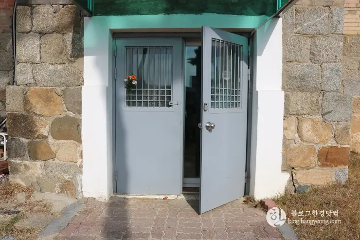 청주 가볼만한곳, 일신여자고등학교 일대 탑동 양관