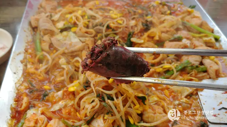 청주 내덕동 (안덕벌) 청천순대, 매콤 단백 고소한 곱창막창볶음