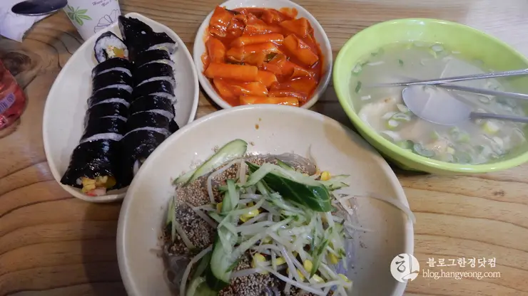 전라북도 군산 “양념의 황금비율” 안젤라 분식