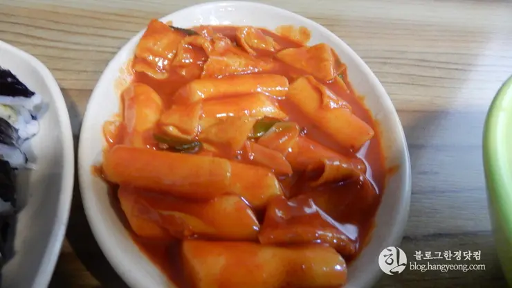 전라북도 군산 “양념의 황금비율” 안젤라 분식