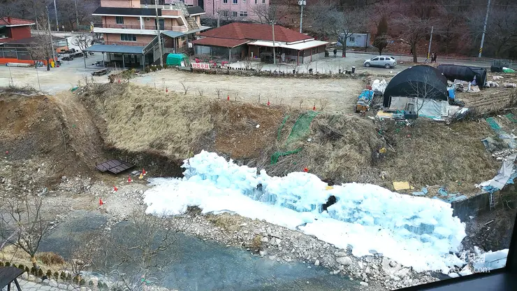 공주시 계룡산 동학사 카페 어썸 845 (Awesome 845), 분위기 좋은 카페