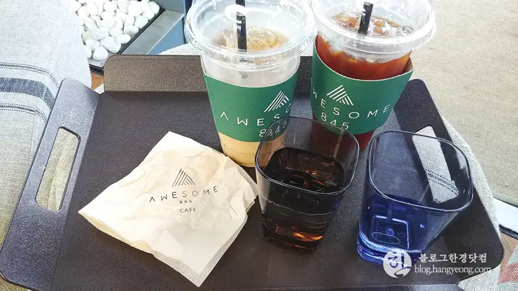 공주시 계룡산 동학사 카페 어썸 845 (Awesome 845), 분위기 좋은 카페