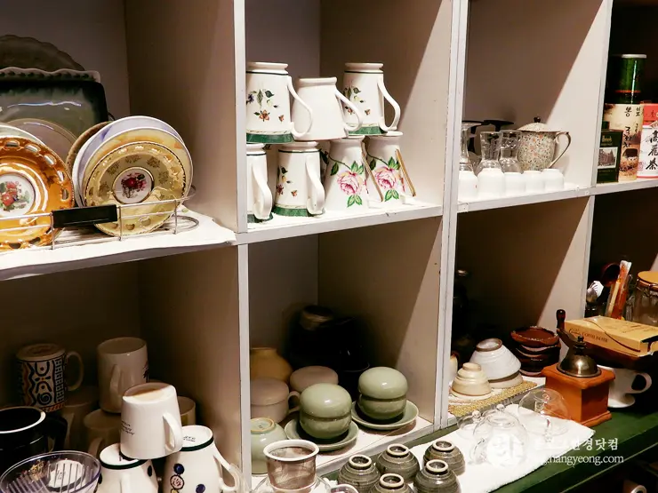 청주 가볼만한곳, 마동창작마을: 폐교에서 예술공간 카페로 변신