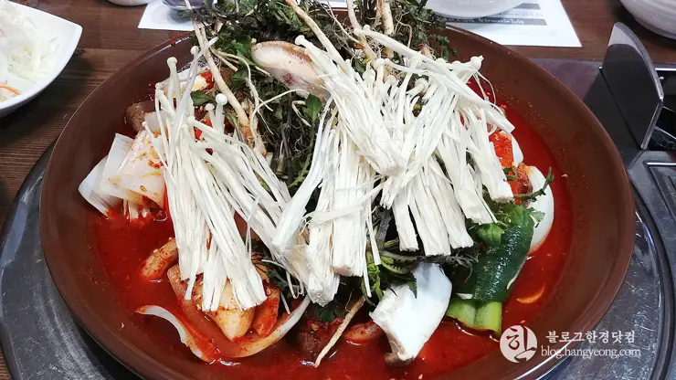 청주 육거리 성안길 맛집, 황할머니 갈비찌개 매콤 갈비찜
