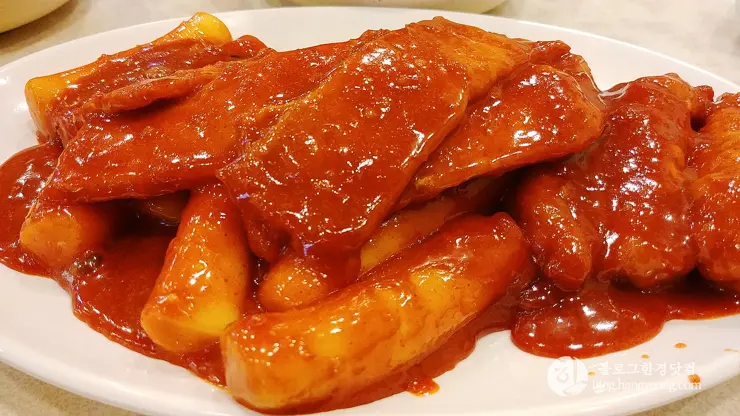 대전 괴정동 바로그집, 걸죽하고 느끼하고 고소한 흉내낼 수 없는 떡볶이 맛집