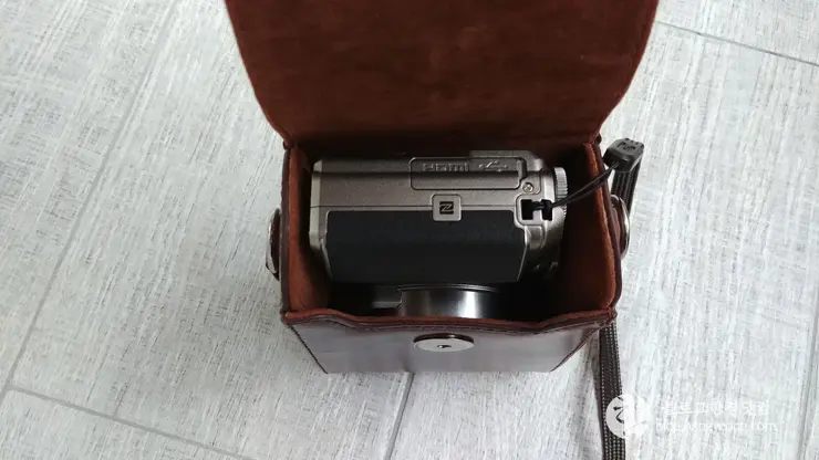 알리익스프레스, 니콘 쿨픽스 A900용 LimitX 가죽 케이스