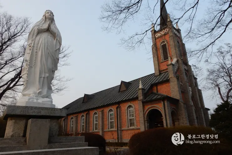 충남 아산, “공세리 성당” 전국에서 가장 아름다운 성당