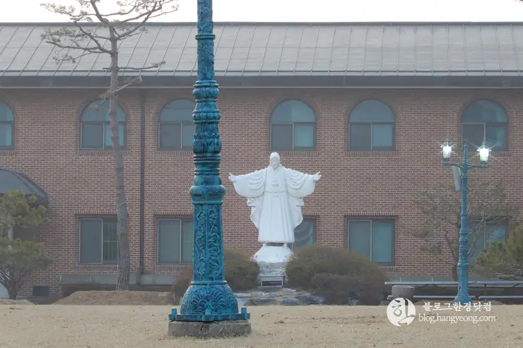 충남 아산, “공세리 성당” 전국에서 가장 아름다운 성당
