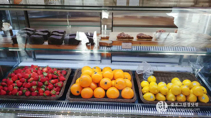 에브리선데이 (EverySunday), 세종시 조치원 로스팅 카페