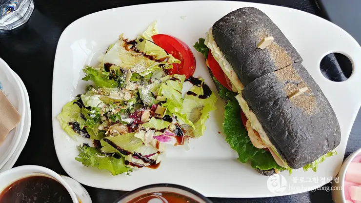 대전 유성구 죽동 STAMMTISCH 슈탐티쉬 (유성경찰서 인근 브런치 식당 맛집)