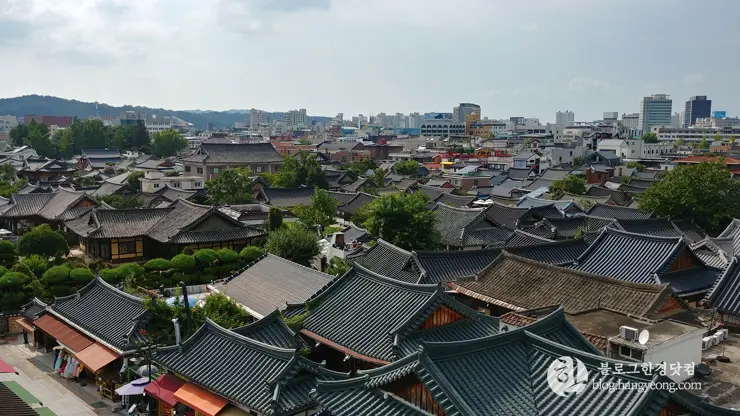 카페 전망, 전주 한옥마을을 한눈에 내려다볼 수 있는 카페
