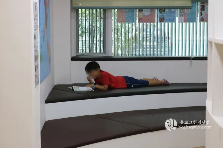 불암 도서관 | 모던한 외관과 편안한 실내를 가진 여유로운 문화공간