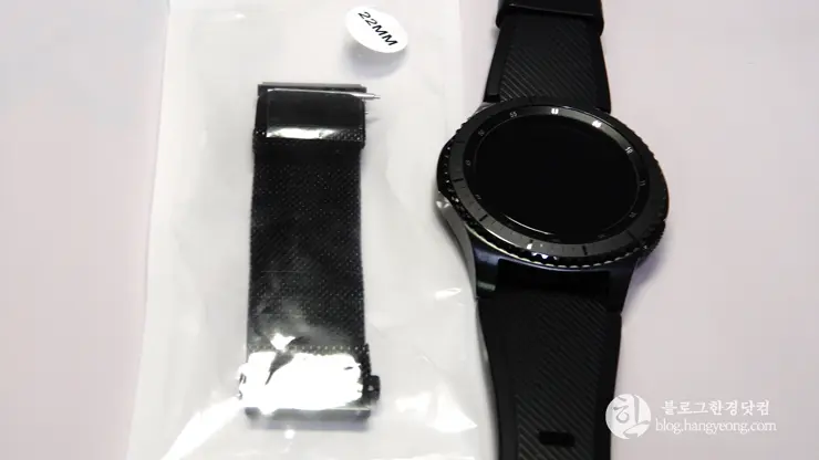 Gear S3 Frontier 기어 s3 프론티어, 알리익스프레스 스틸 매쉬 자석 밴드와 강화유리 구매 후기